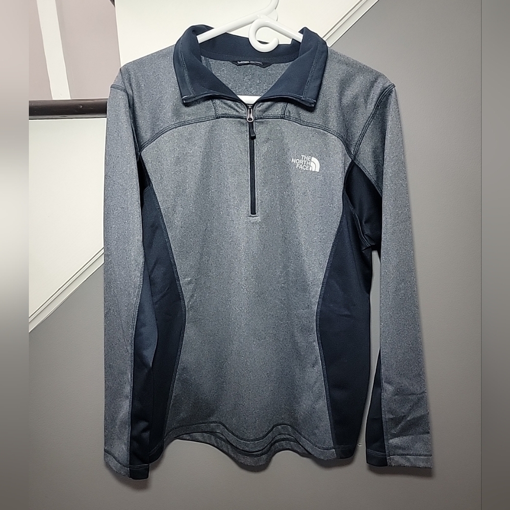 The North Face Men's Gray/Navy Blue 1/4 Zip Pullover Size Med Outdoors Comfort